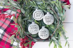 A Handlettered Christmas