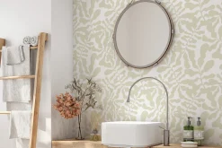 Beige Wavy Plants