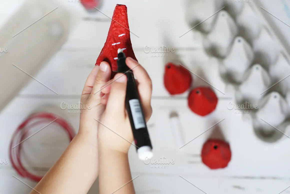 DIY Eco Christmas Decor Instruction