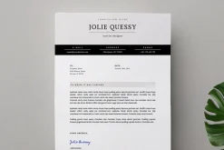 Feminine Resume Template / Jolié
