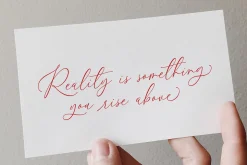 Hey Beauty - Modern Calligraphy font
