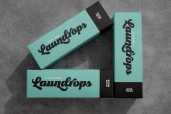 New Roshelyn Script - Font Family
