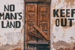 No Man's Land Hand Drawn Font