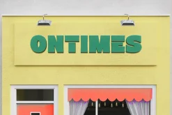 Order Snack - Bold Display Font