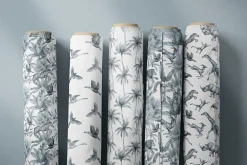 Silver Jungle. Animals & Nature