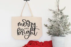 Sugarberry | Handwritten Script Font