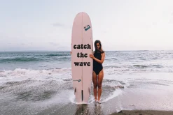 Surfwave | Handwritten font