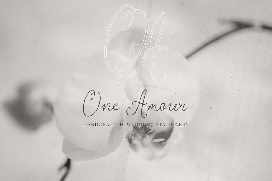 The Paper Doll Vintage Romantic Font